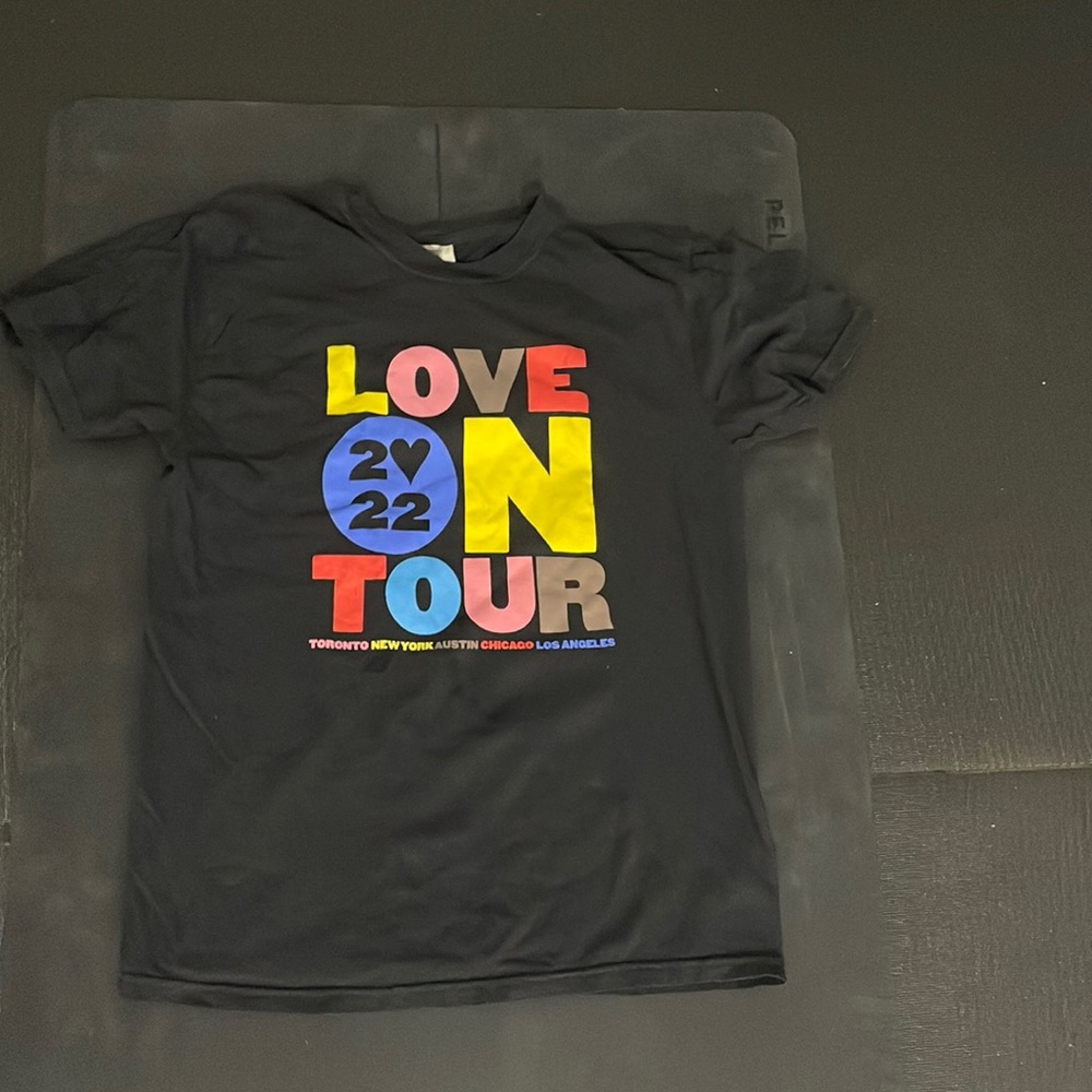 Harry Styles Love on Tour T-shirt
